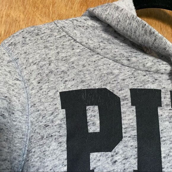 🍄 PINK Victoria’s Secret Gray Hooded Sweatshirt - Picture 3 of 7